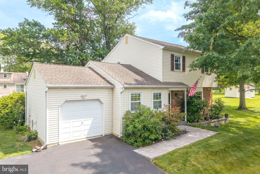 Photo of 103 Olde Pilgrim Road, DUBLIN, PA 18917 (MLS # PABU2121390)