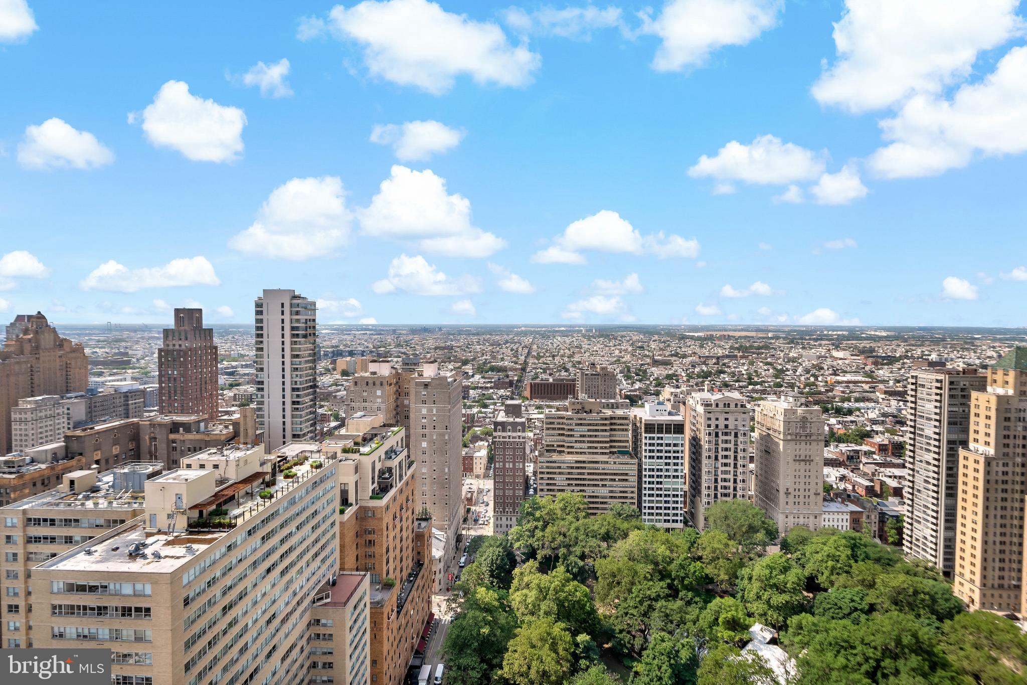 RITTENHOUSE SQUARE - Residential