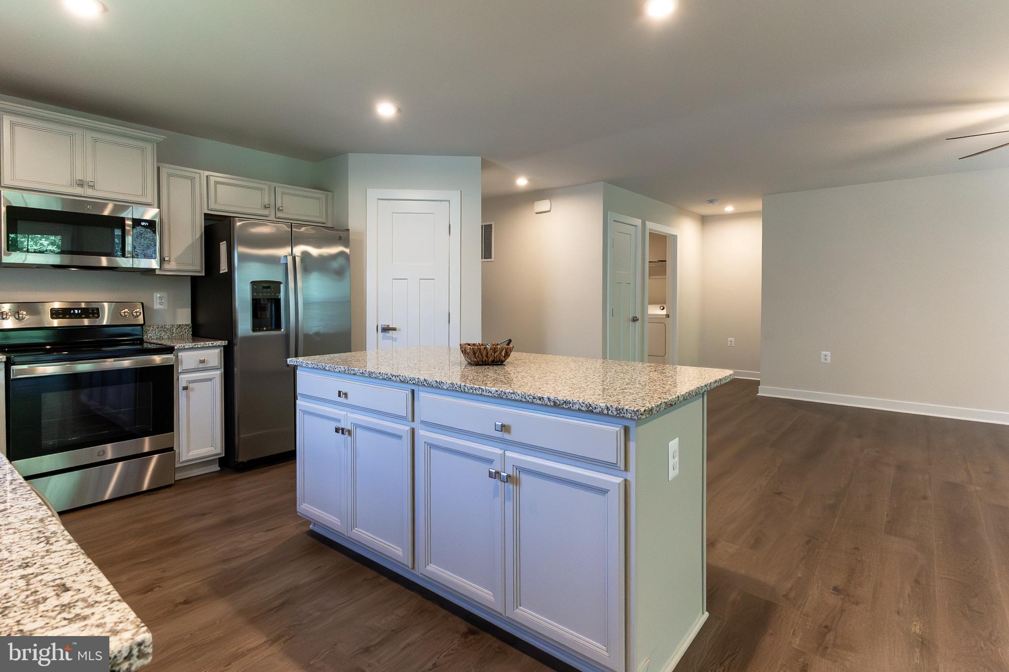 SOUTH BROOK - Residential