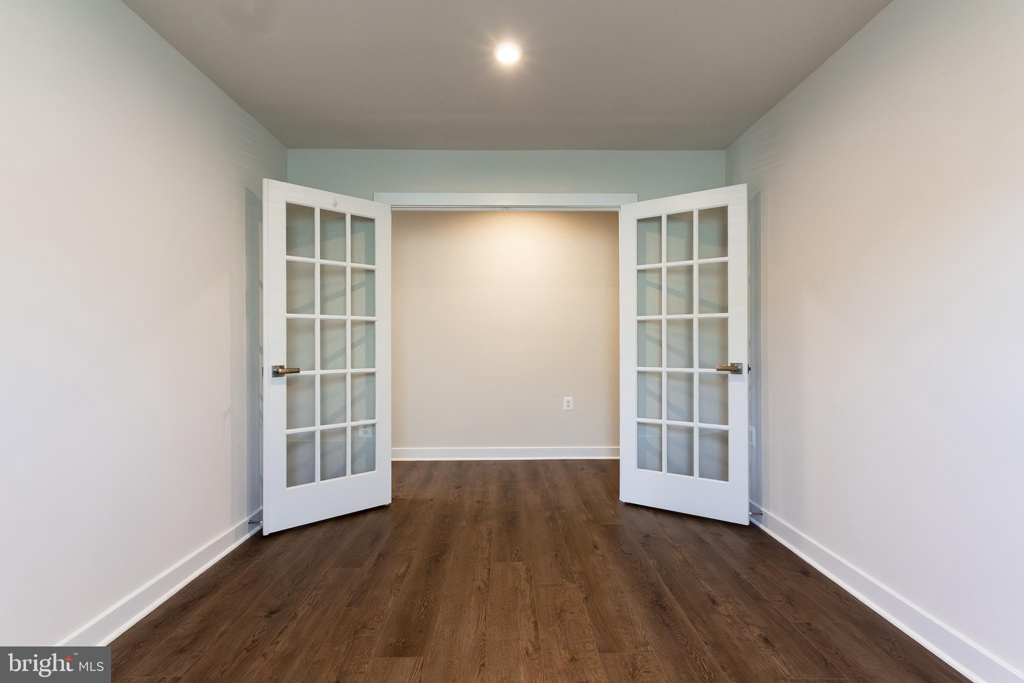 SOUTH BROOK - Residential