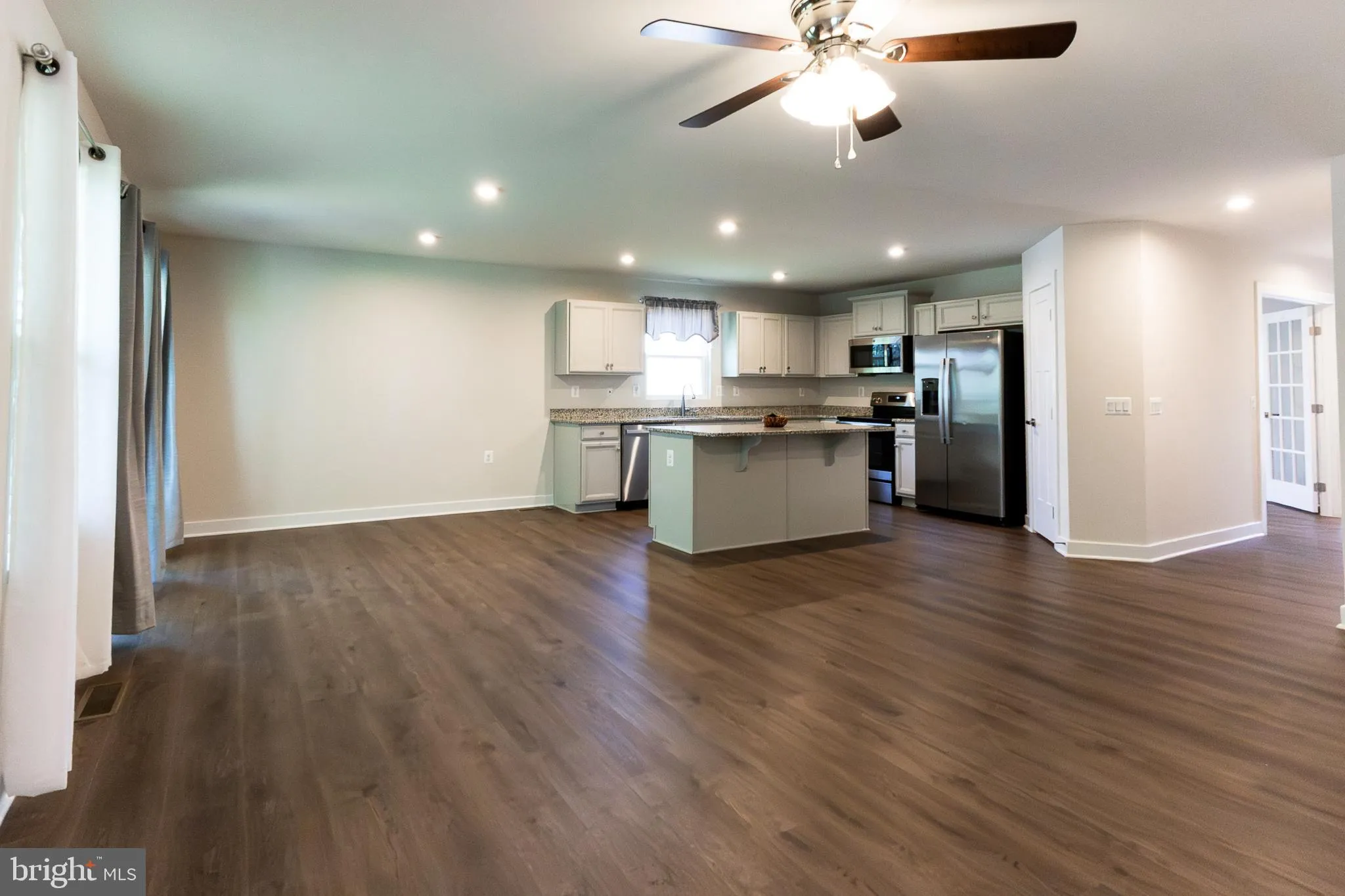 Inwood, West Virginia 25428, United States, 3 Bedrooms Bedrooms, ,2 BathroomsBathrooms,Residential,Active,194575