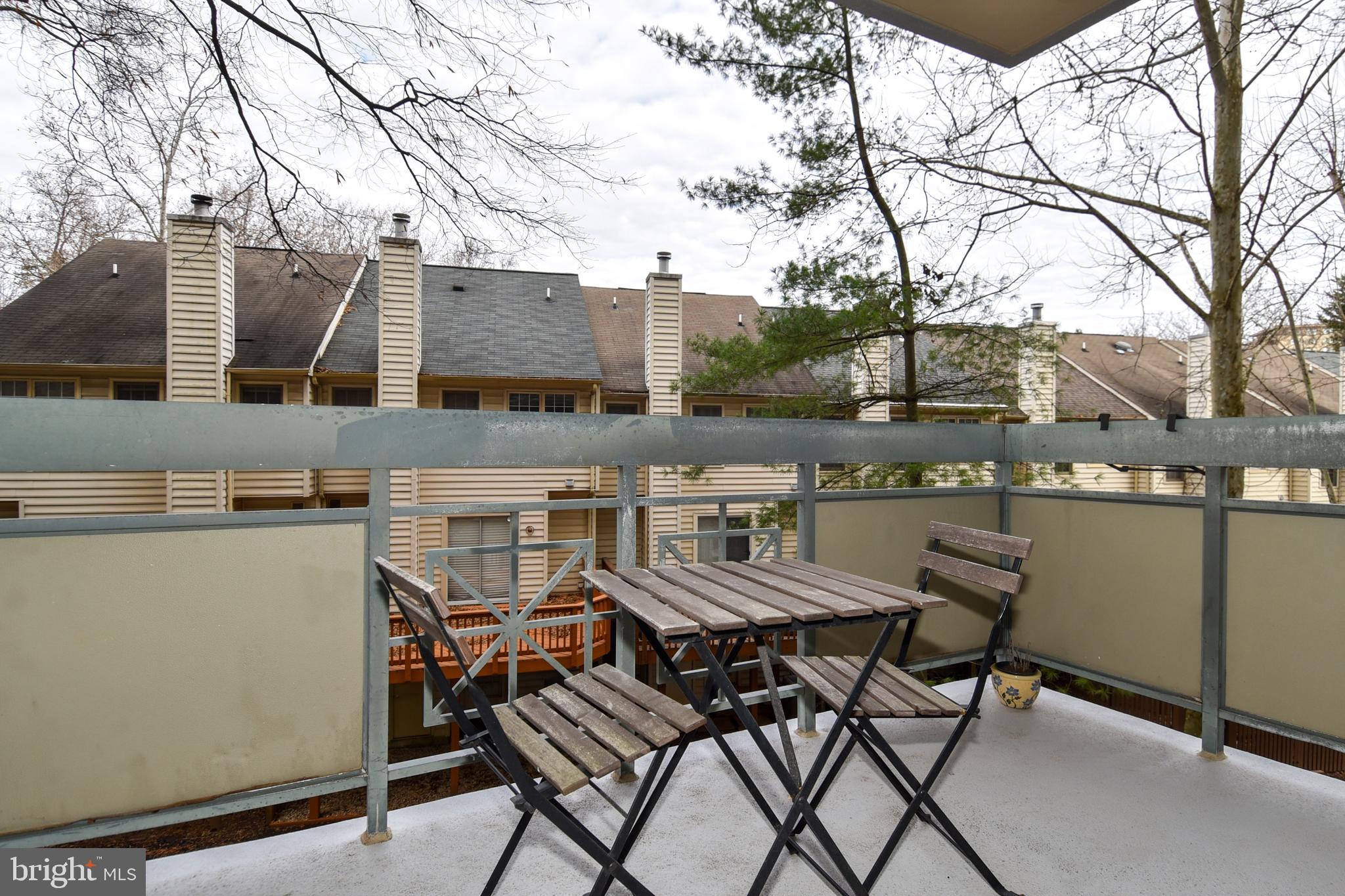 WHITLEY PARK CONDOMINIUM - Residential Lease