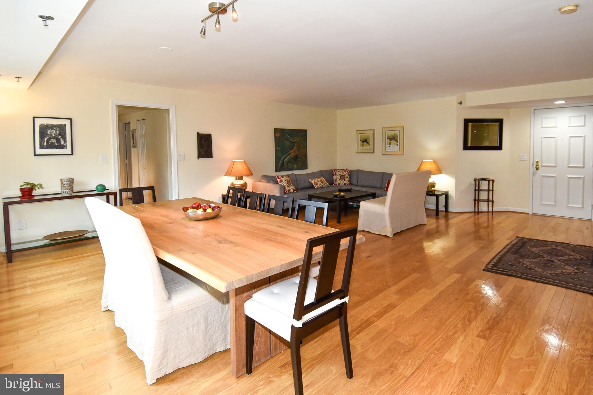 WHITLEY PARK CONDOMINIUM - Residential Lease