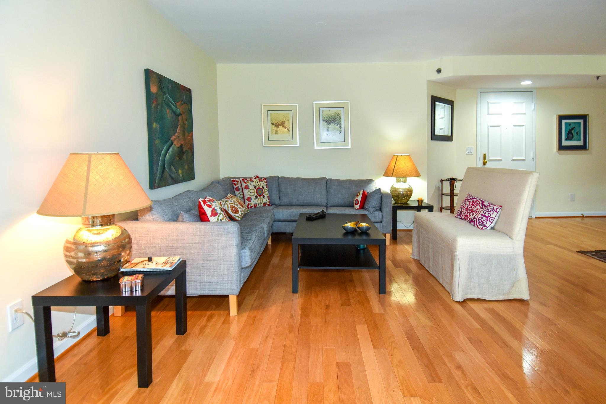 WHITLEY PARK CONDOMINIUM - Residential Lease