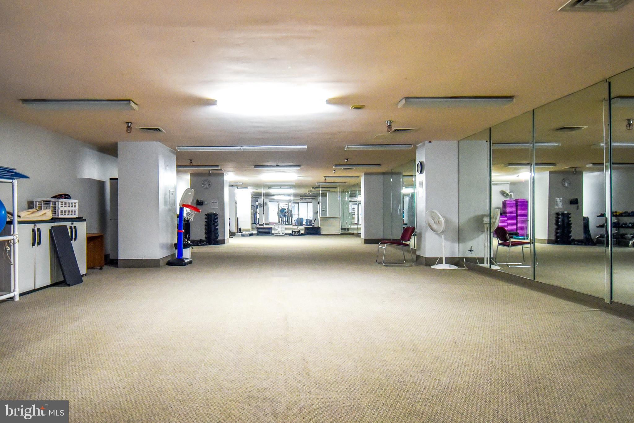 WHITLEY PARK CONDOMINIUM - Residential Lease