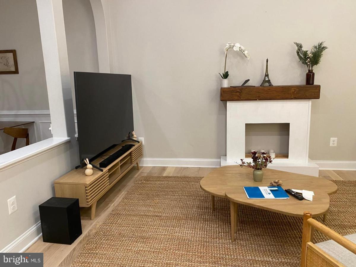 VILLAGES OF URBANA - Residential Lease