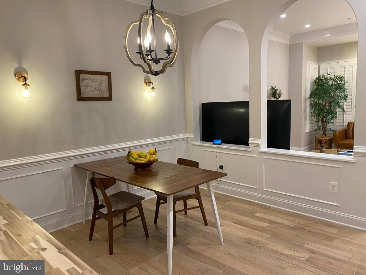 VILLAGES OF URBANA - Residential Lease