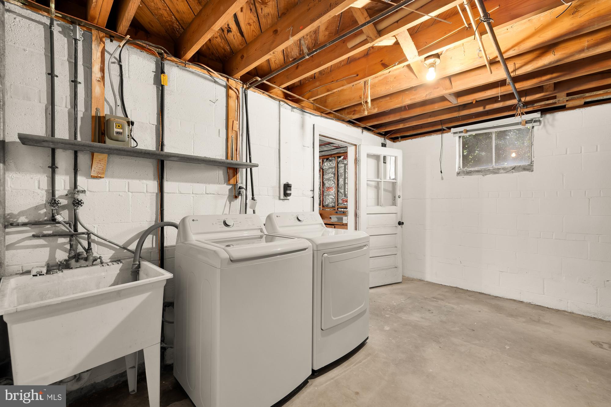 MONTROSE PARK - Residential