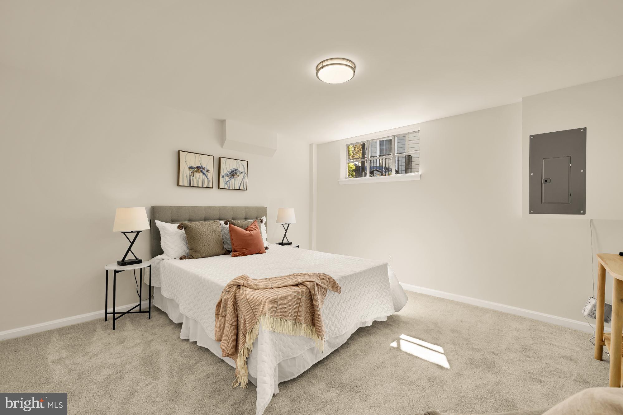 MONTROSE PARK - Residential