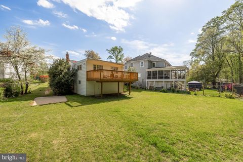 Tiny photo for 5101 Brentford Drive, NORTH BETHESDA, MD 20852 (MLS # MDMC2227288)