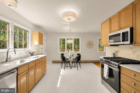 Tiny photo for 5101 Brentford Drive, NORTH BETHESDA, MD 20852 (MLS # MDMC2227288)
