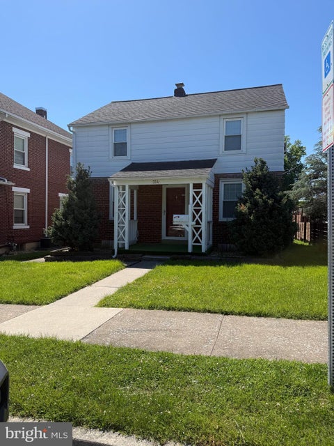 Homes For Sale - 314 W Caracas Avenue<br/> Dauphin County, HERSHEY, PA 17033