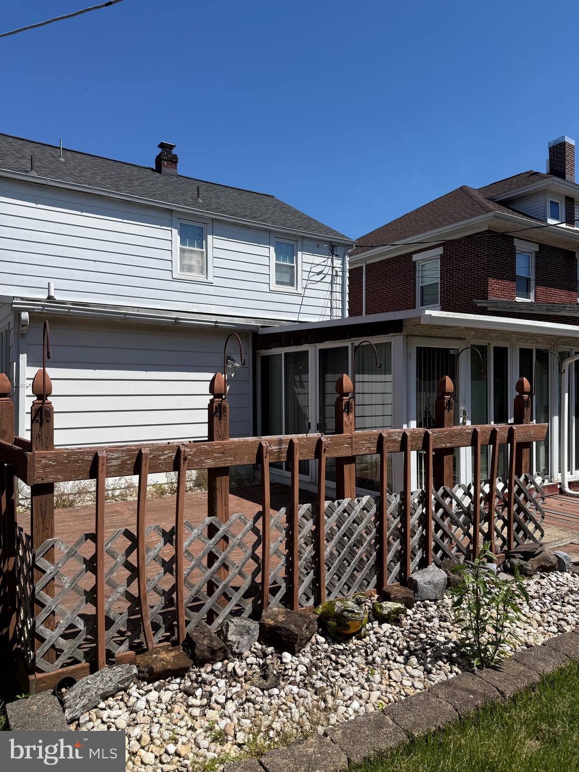 314 W CARACAS AVENUE