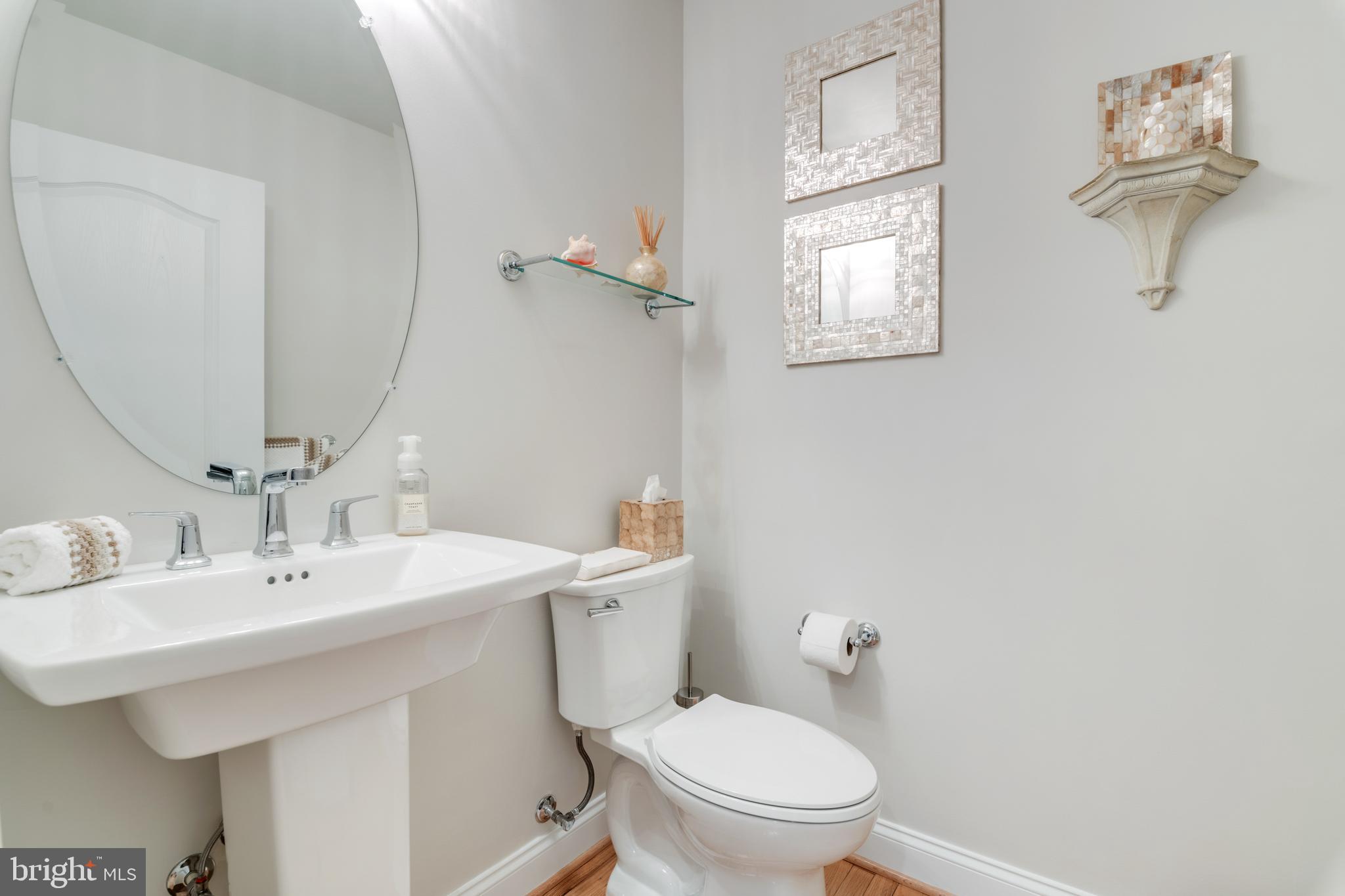 HOLDEN HILLS - Residential