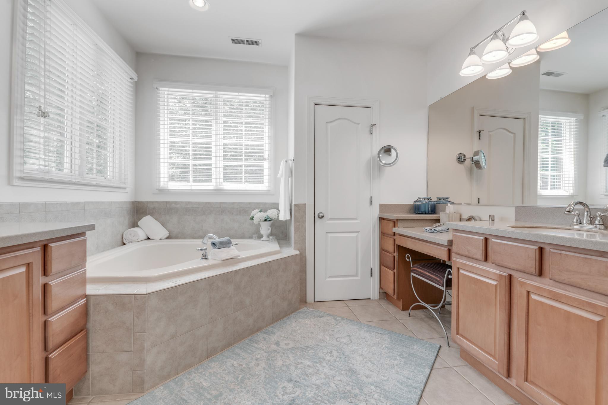 HOLDEN HILLS - Residential