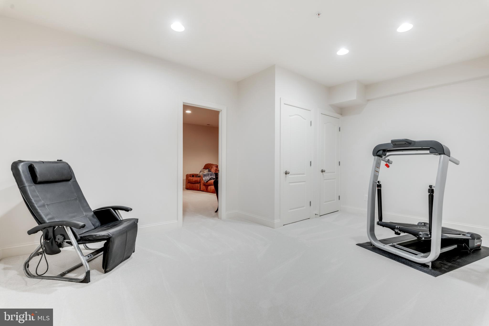 HOLDEN HILLS - Residential