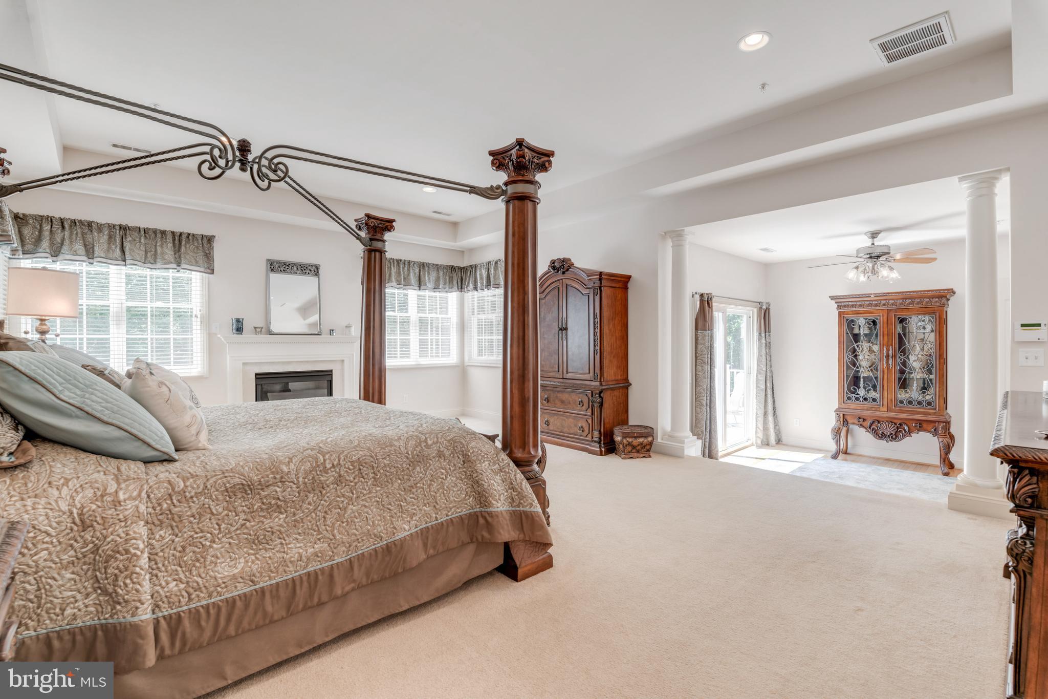 HOLDEN HILLS - Residential