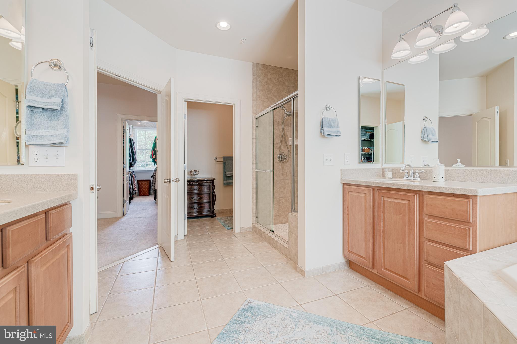 HOLDEN HILLS - Residential