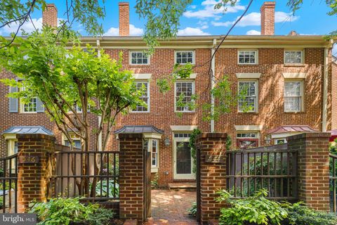 544 N SAINT ASAPH STREET ALEXANDRIA VA 22314