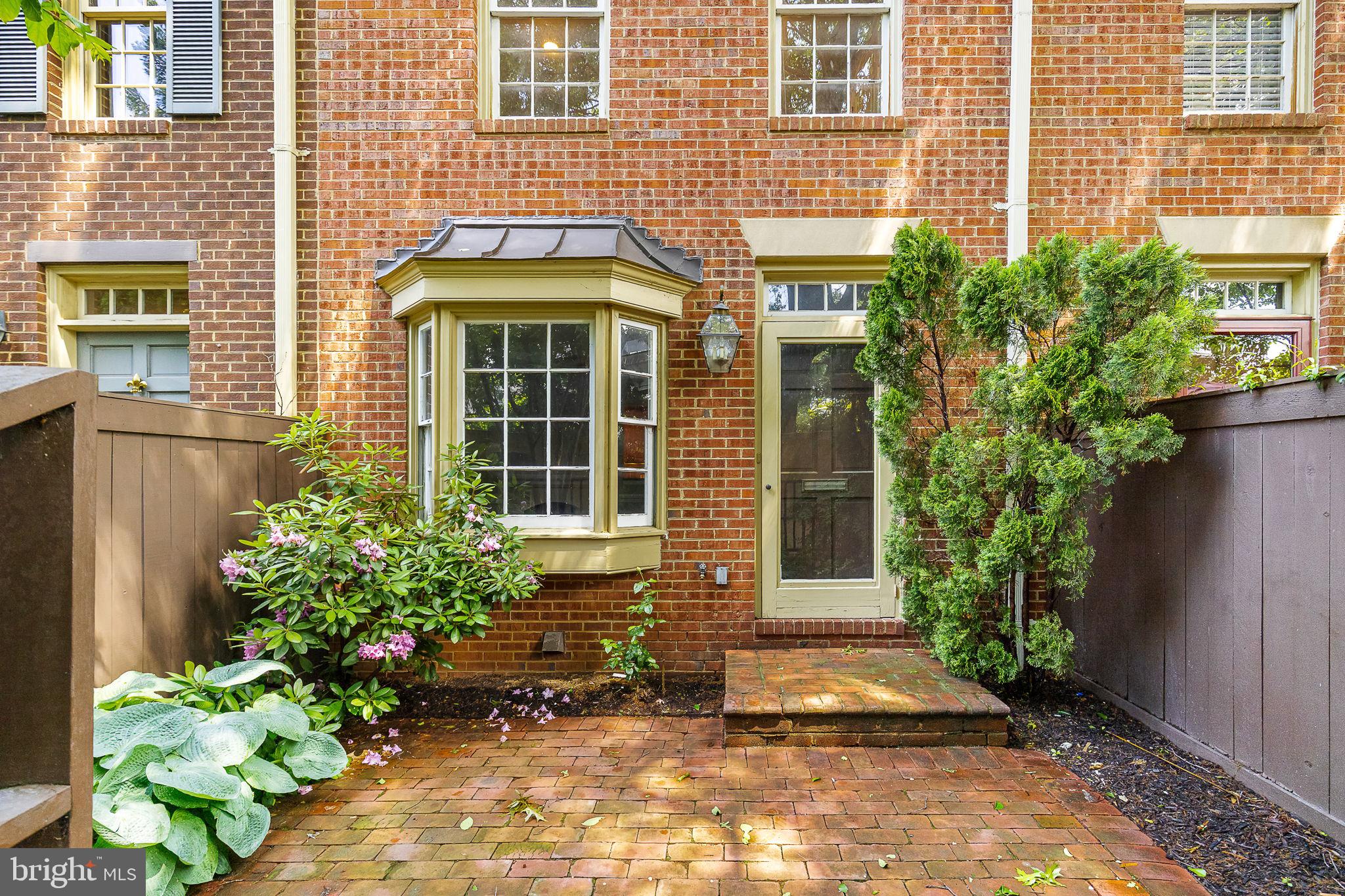 544 N SAINT ASAPH STREET