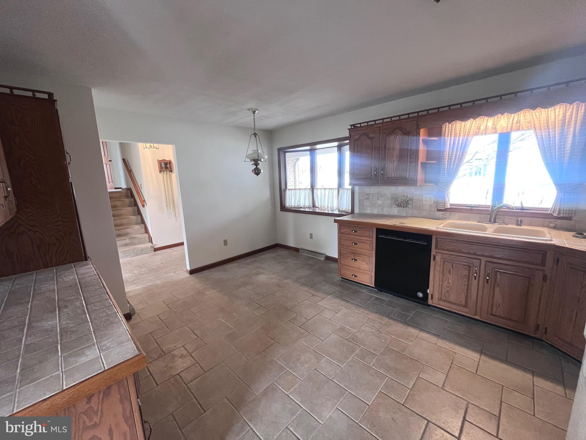 482 BEECH TREE STREET