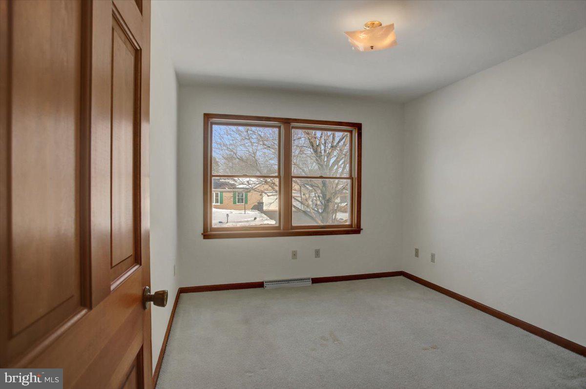 SOUTHAMPTON TWP - Residential