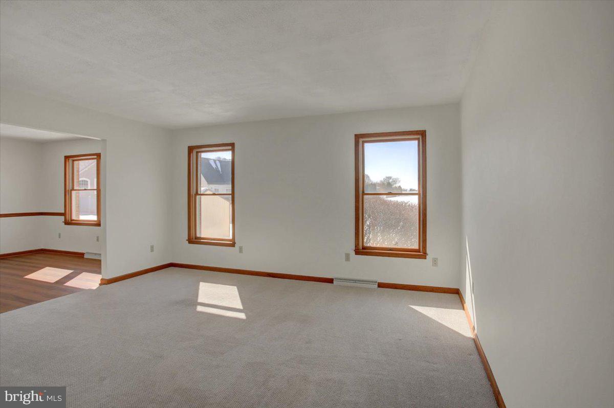 SOUTHAMPTON TWP - Residential