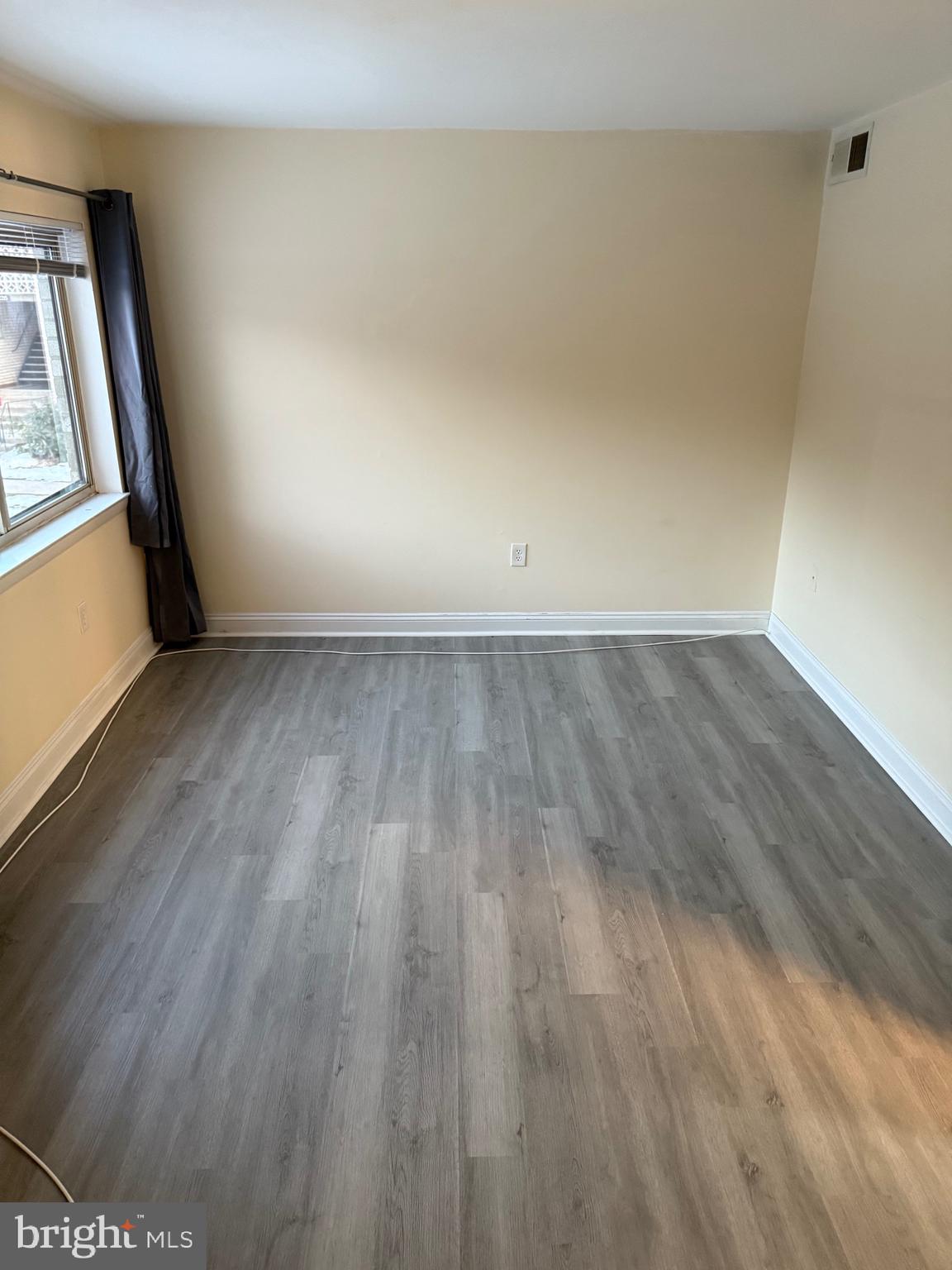 BETHESDA PARK - Residential Lease