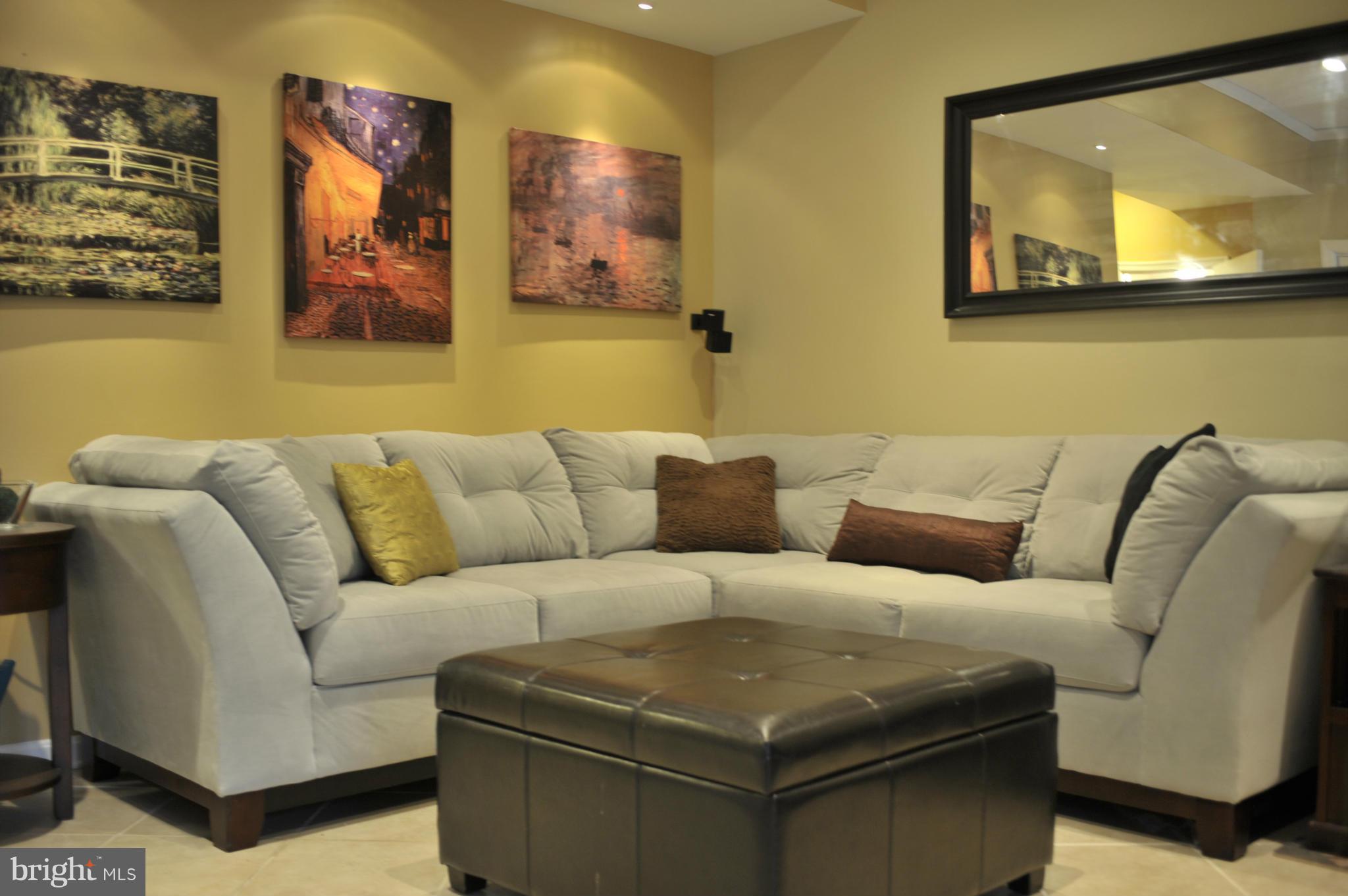 PINEY ORCHARD - Residential