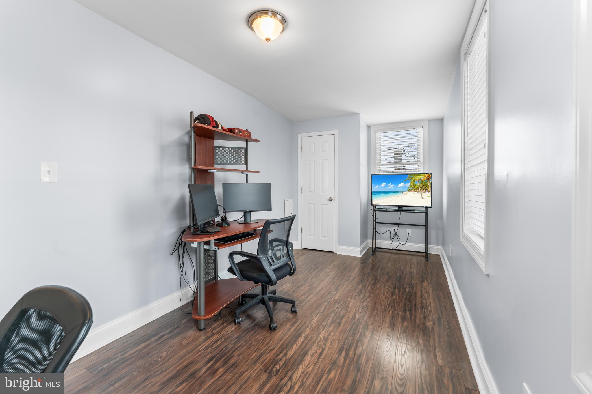 LITTLE ITALY - Residential