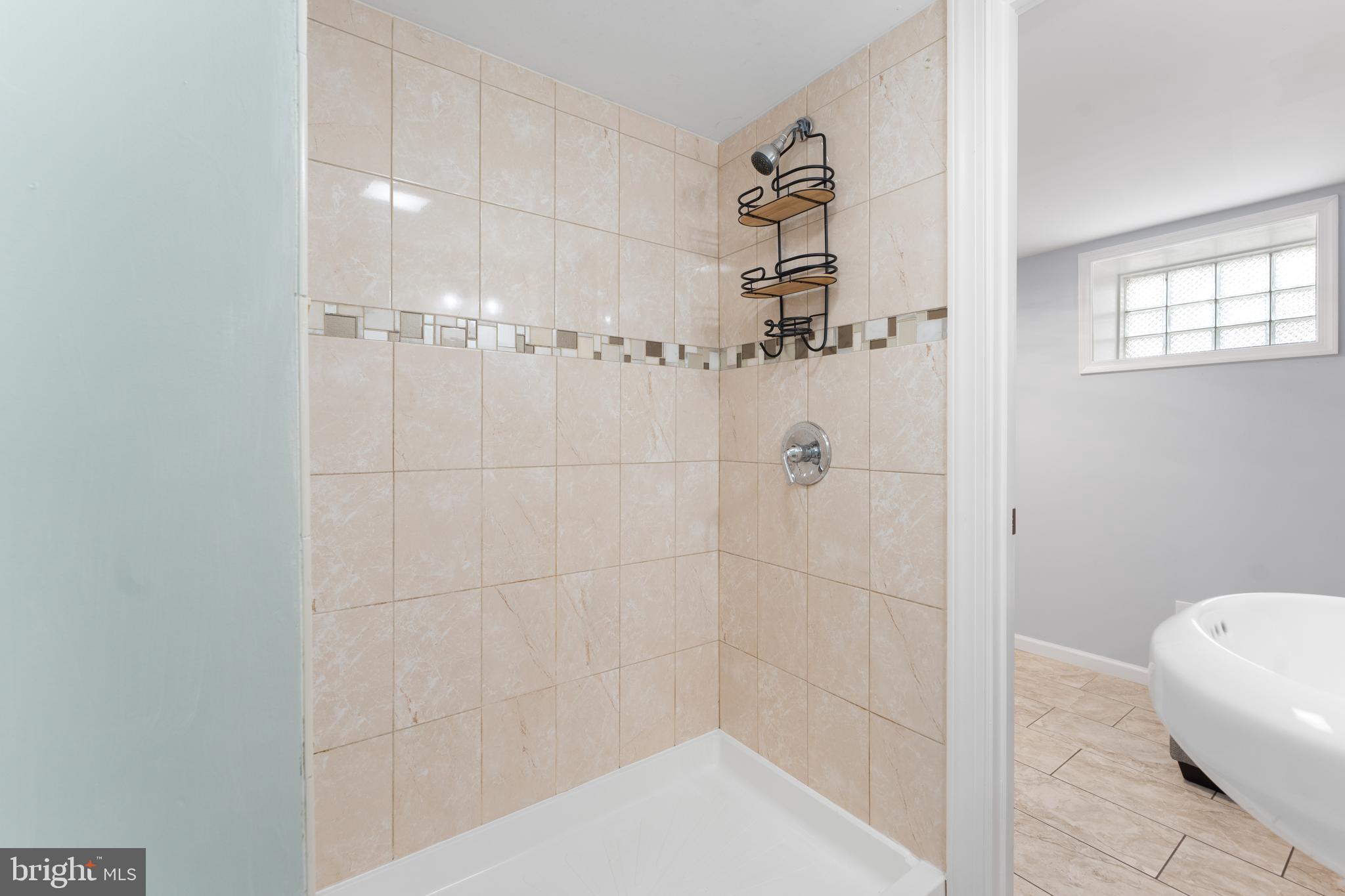 LITTLE ITALY - Residential