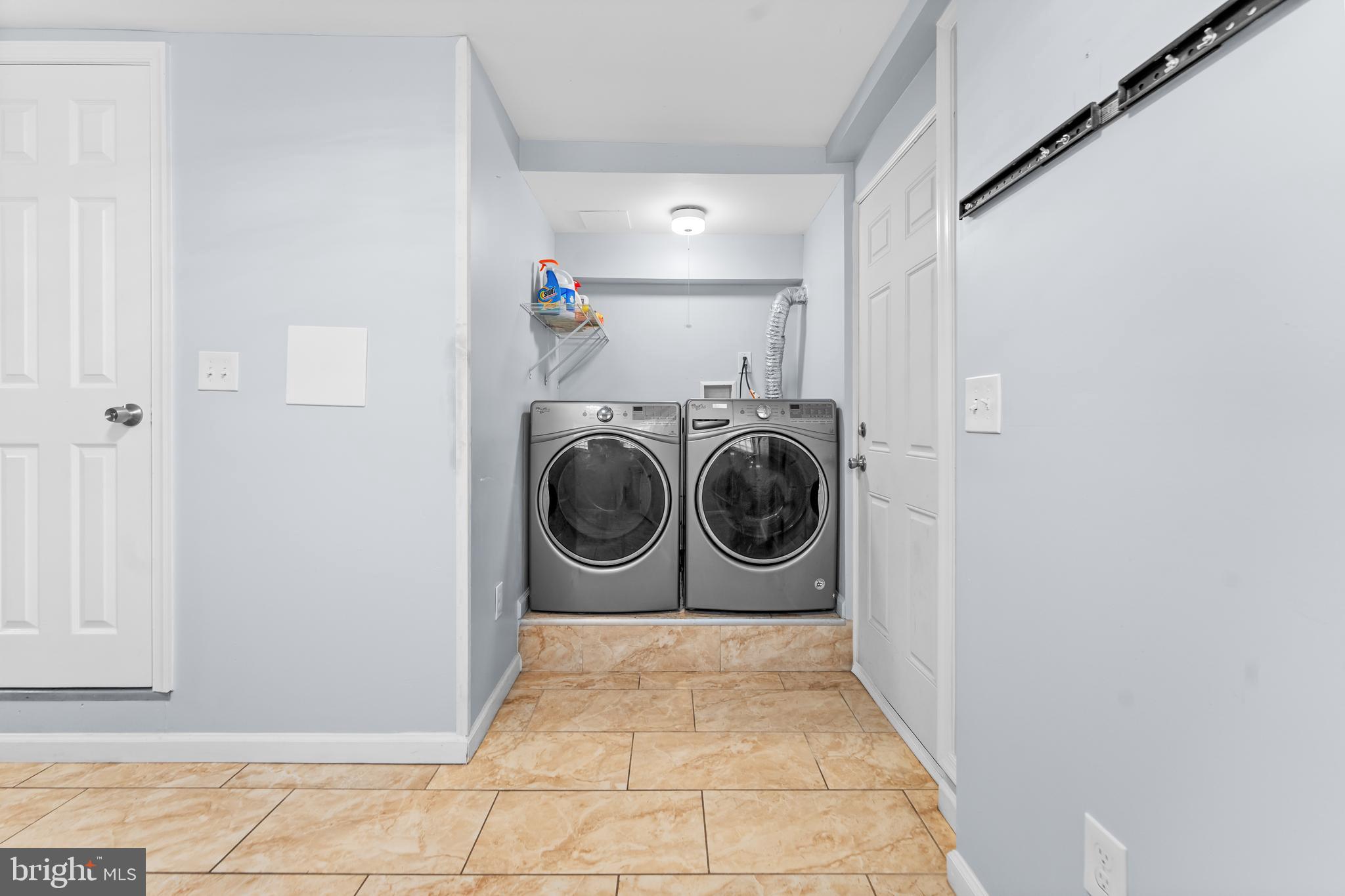 LITTLE ITALY - Residential