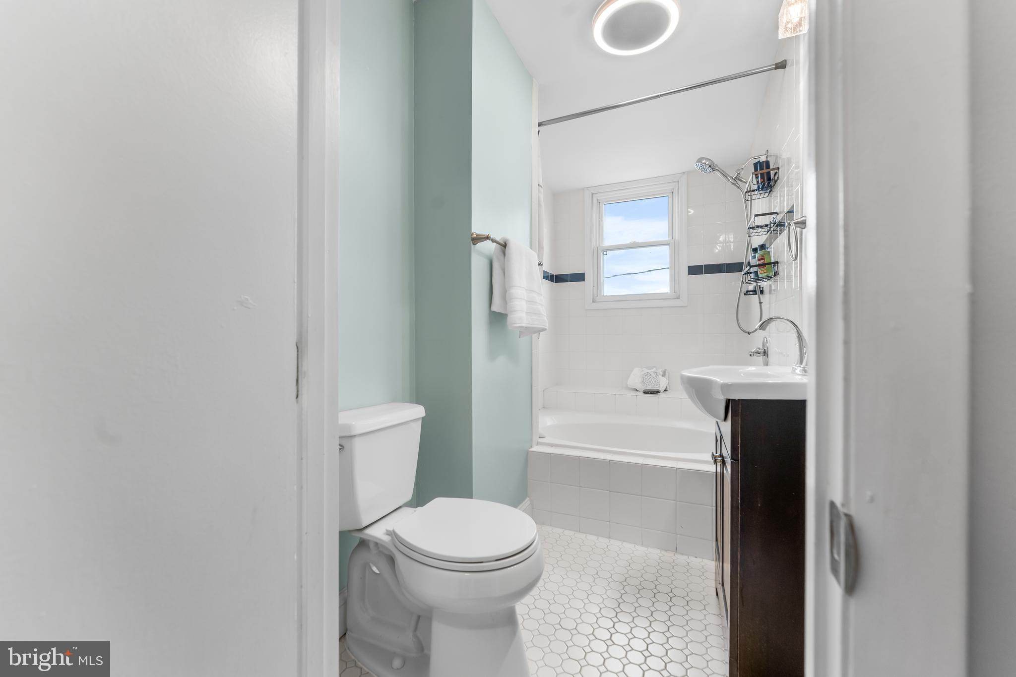 LITTLE ITALY - Residential