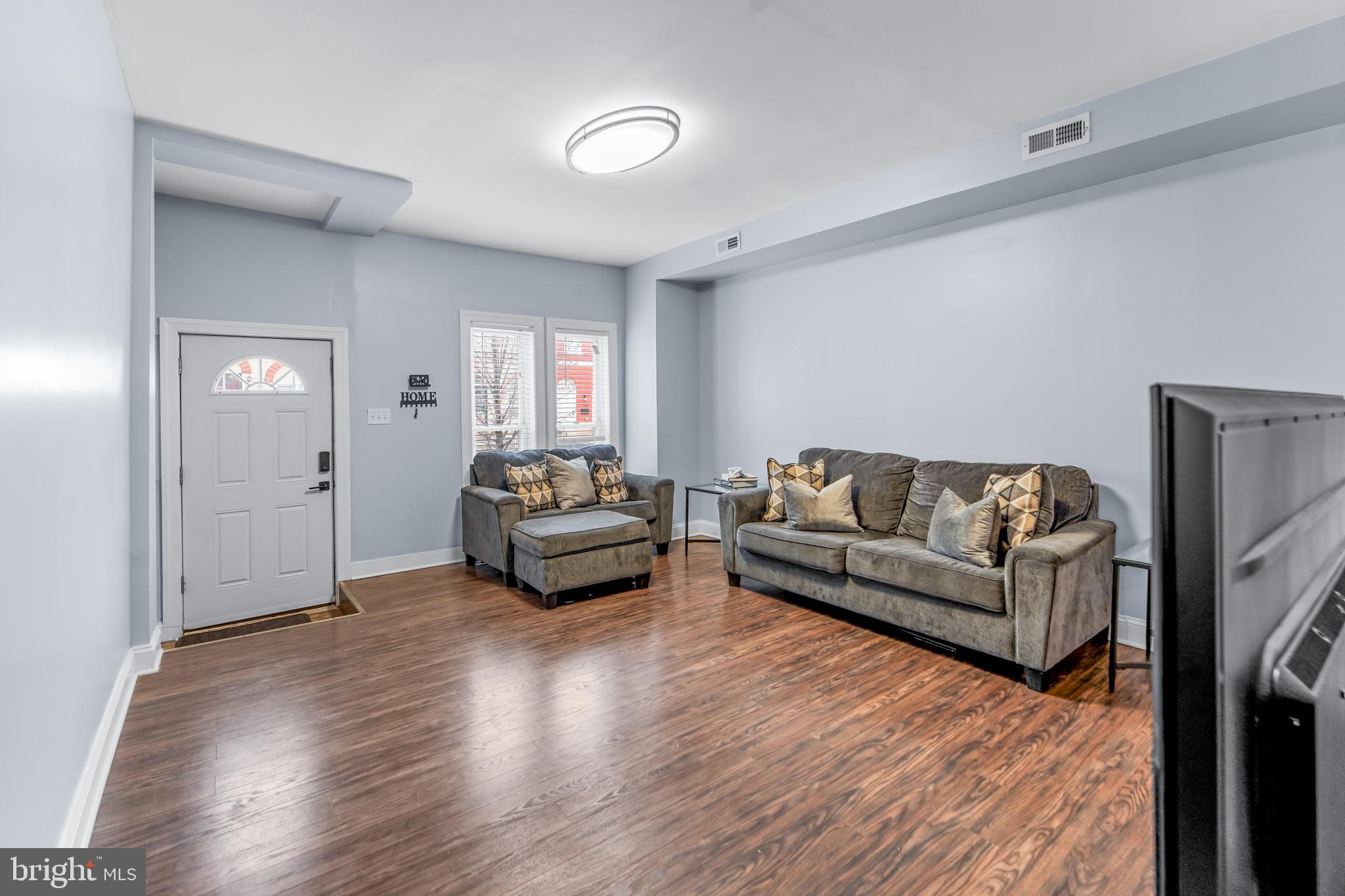 LITTLE ITALY - Residential