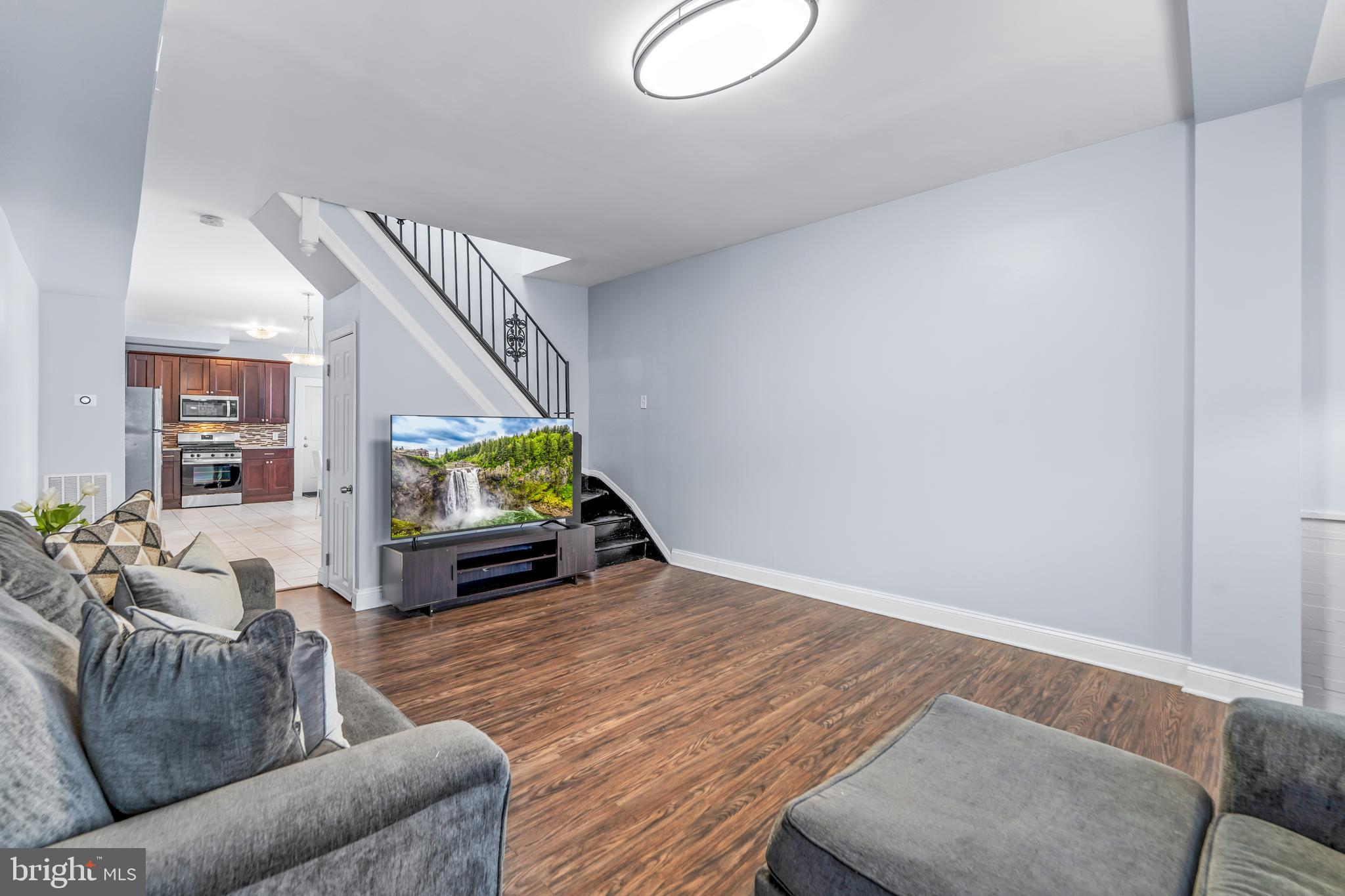 LITTLE ITALY - Residential