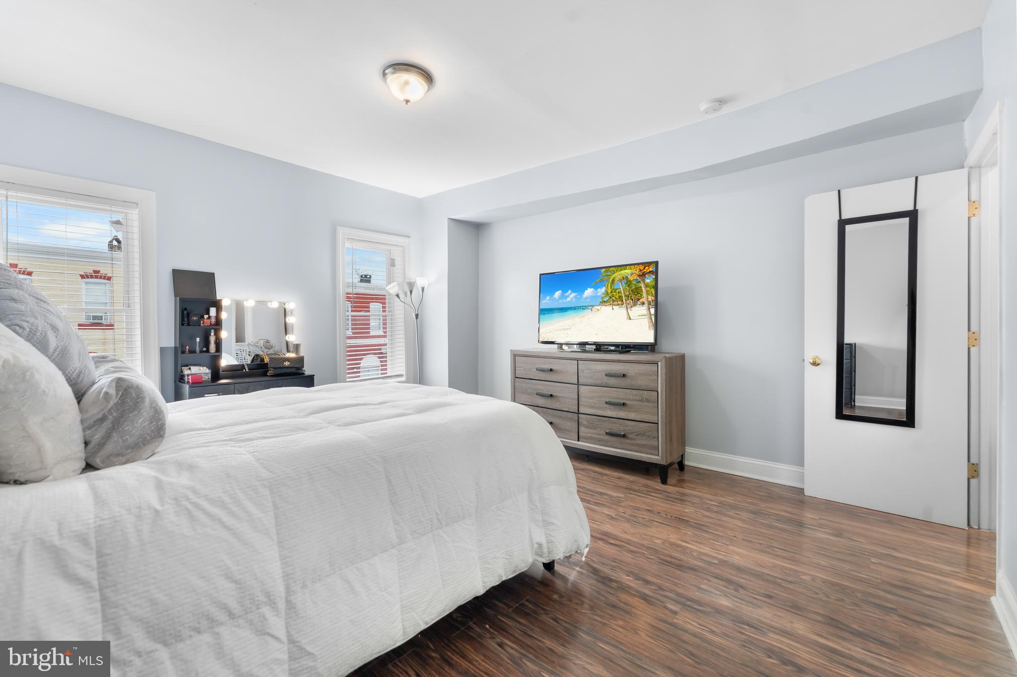 LITTLE ITALY - Residential