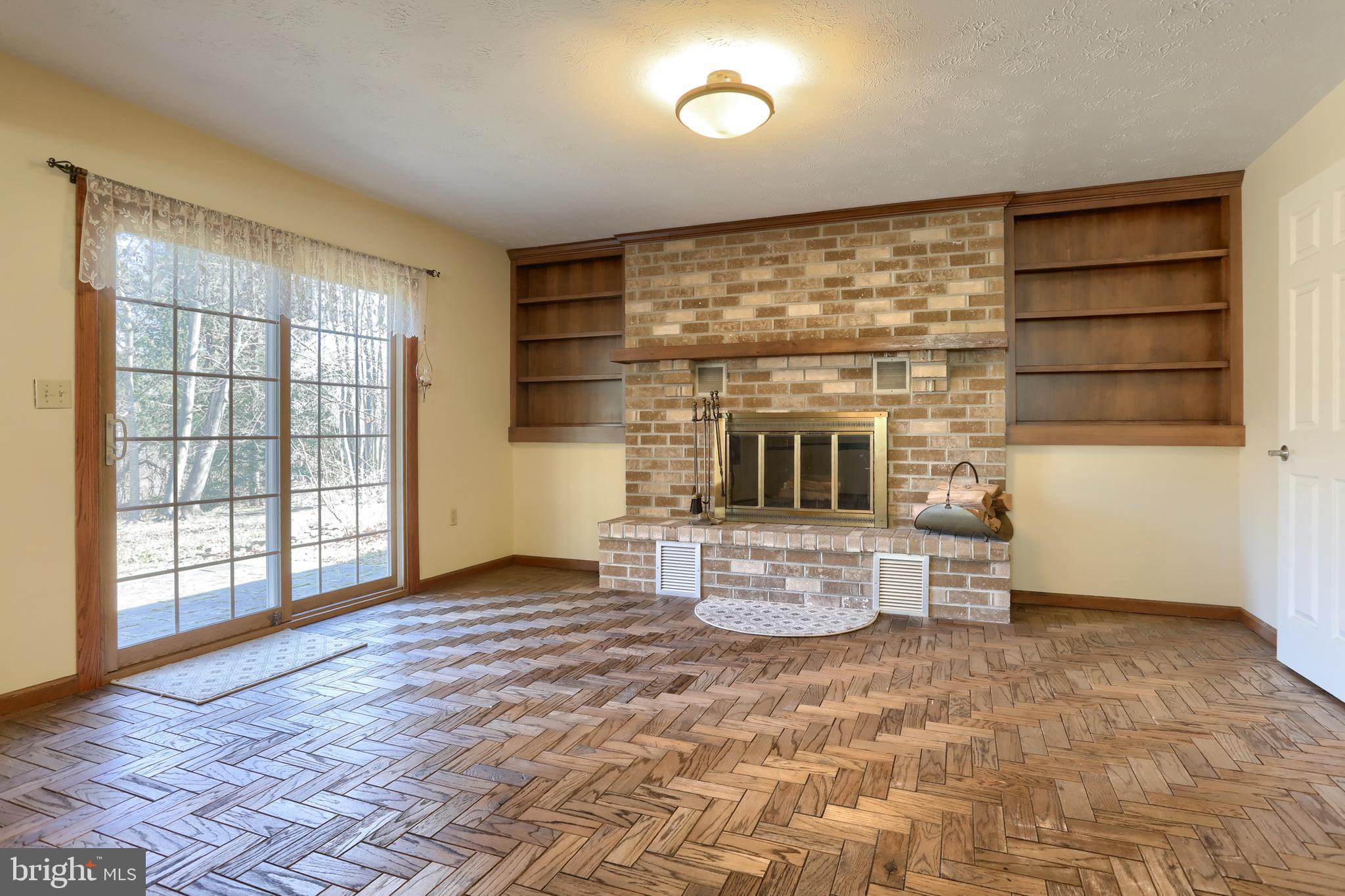 ENGLEWOOD - Residential