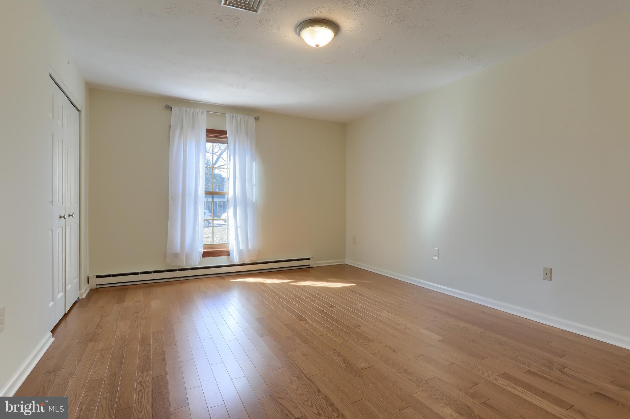 ENGLEWOOD - Residential