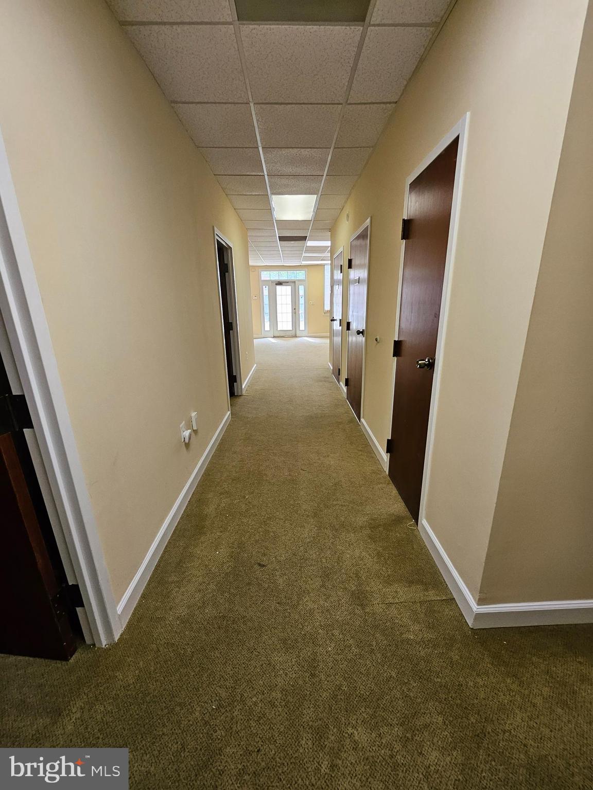 EVERGREEN OFFICE - Commercial Lease