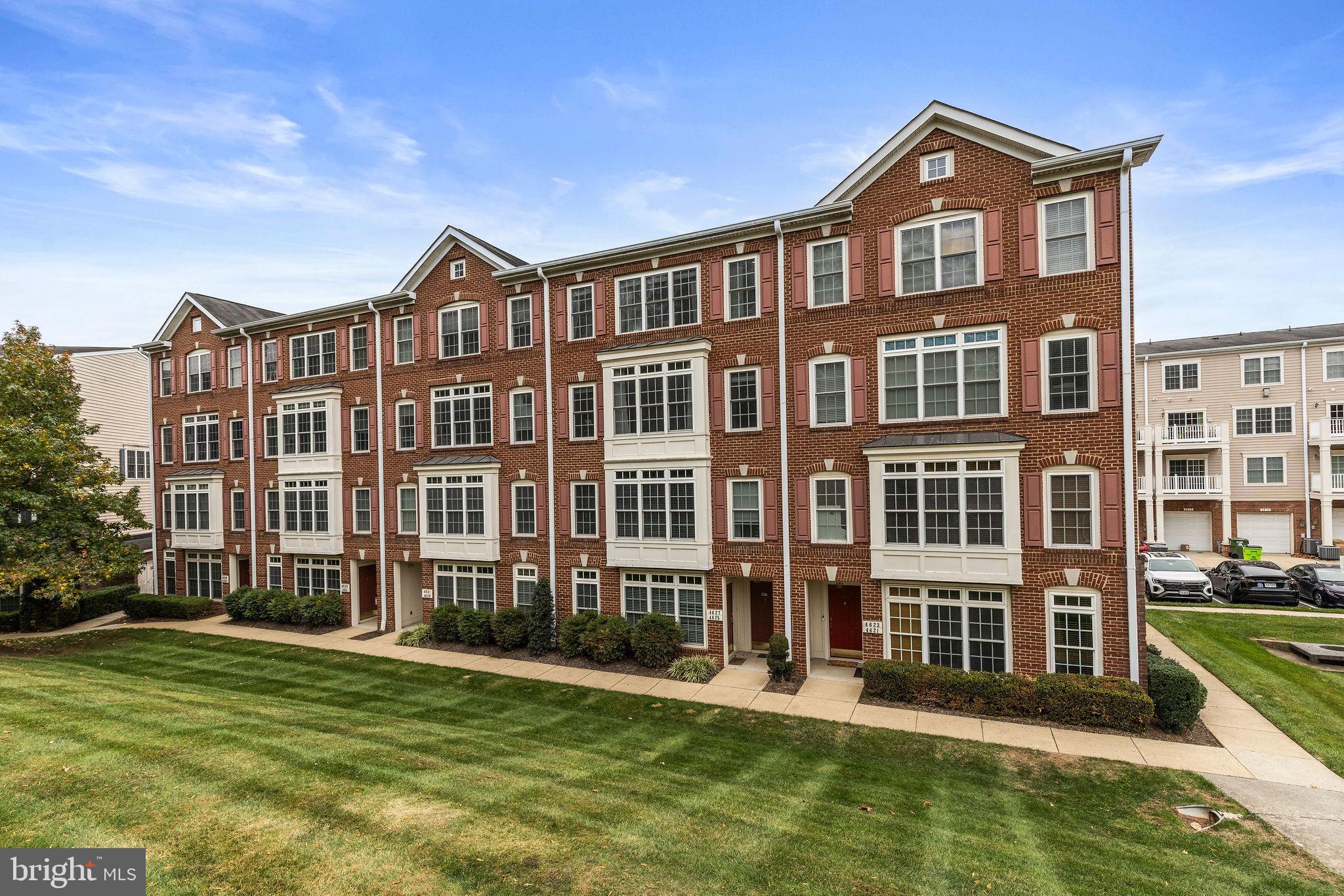 4627 BATTENBURG LANE 942