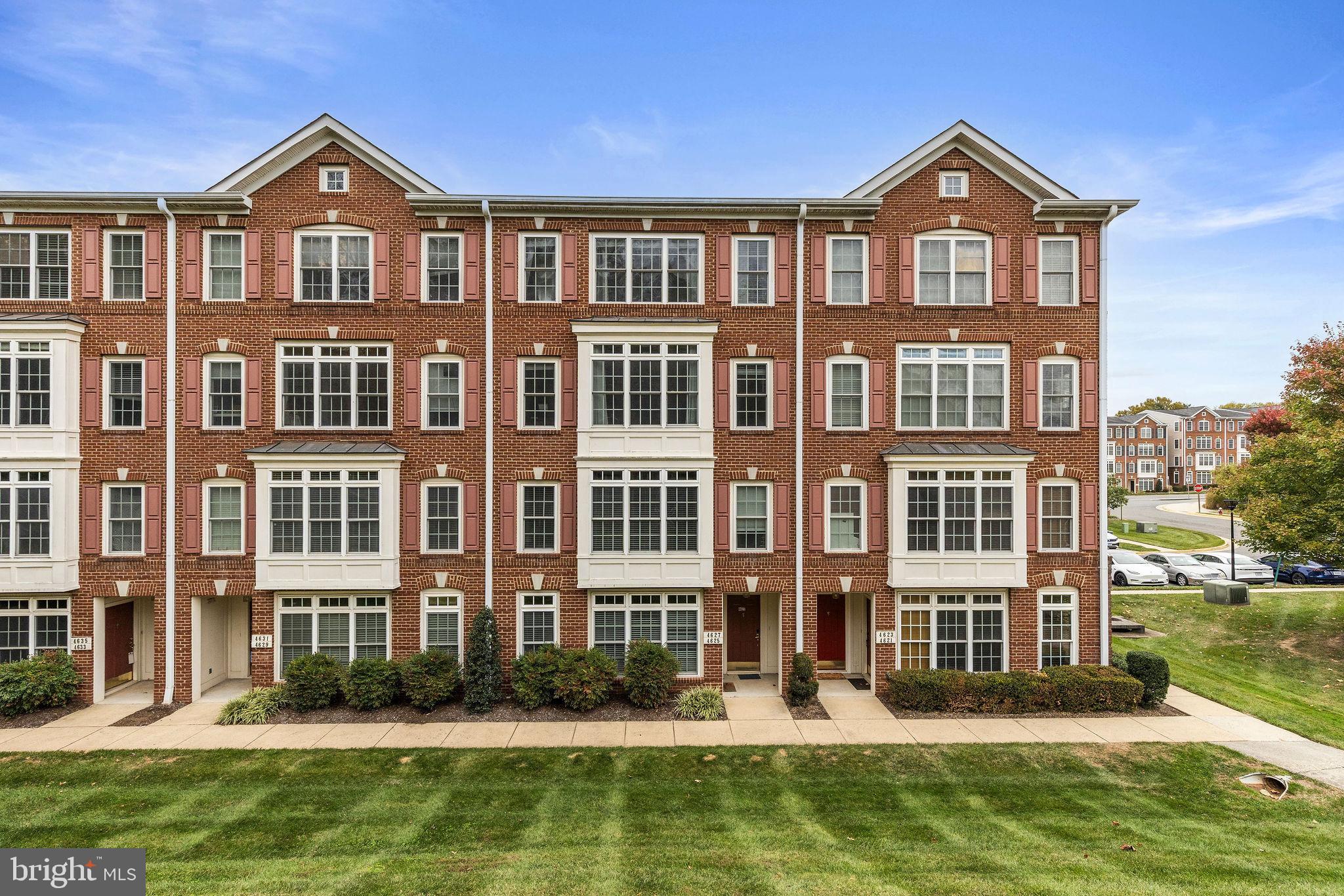 4627 BATTENBURG LANE 942