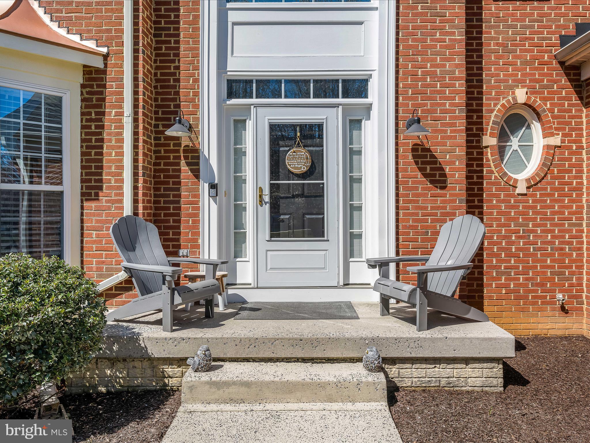 VILLAGE OF WASHINGTON TRAIL - Residential