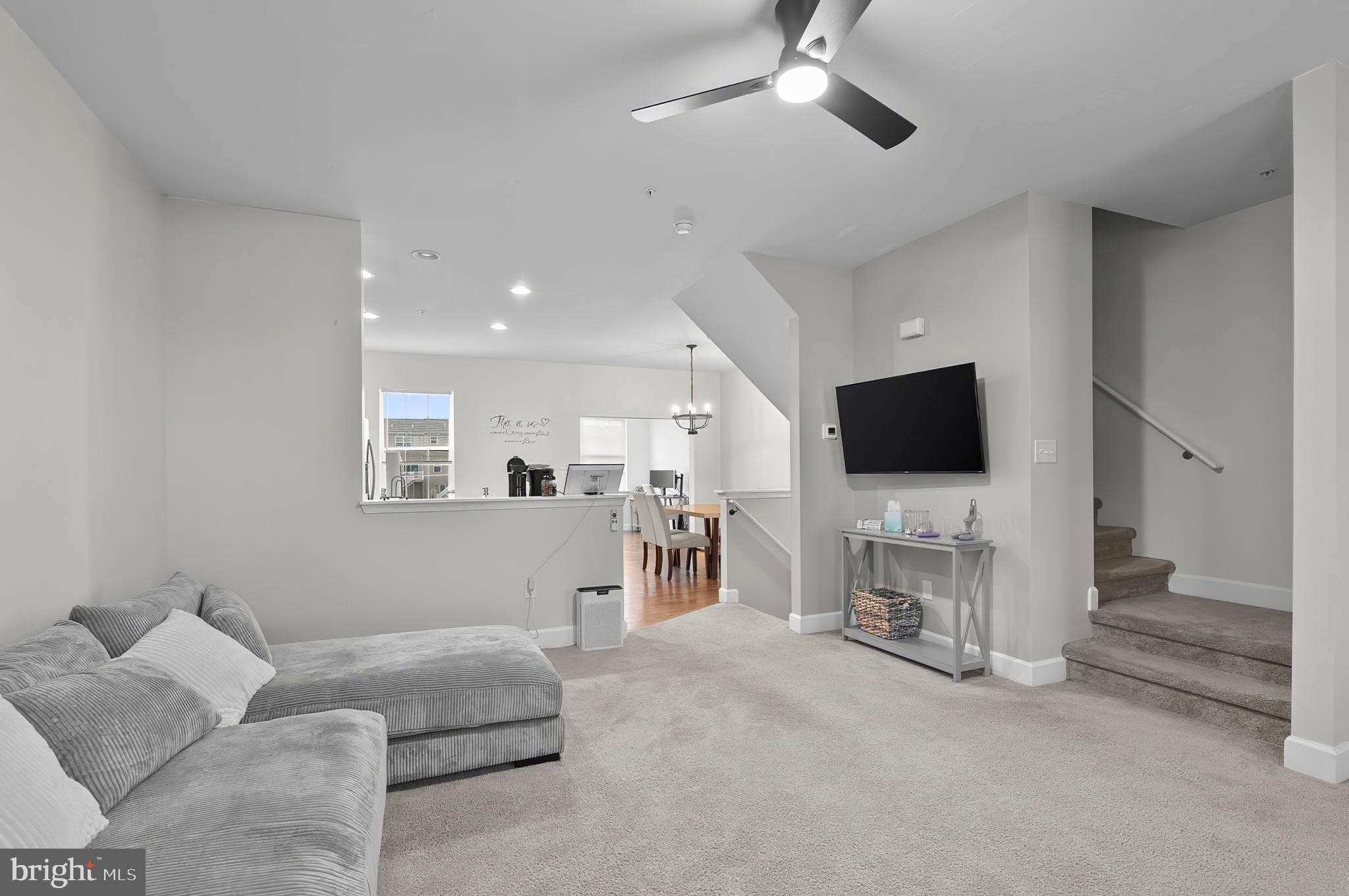 HOMESTEAD ACRES - Residential