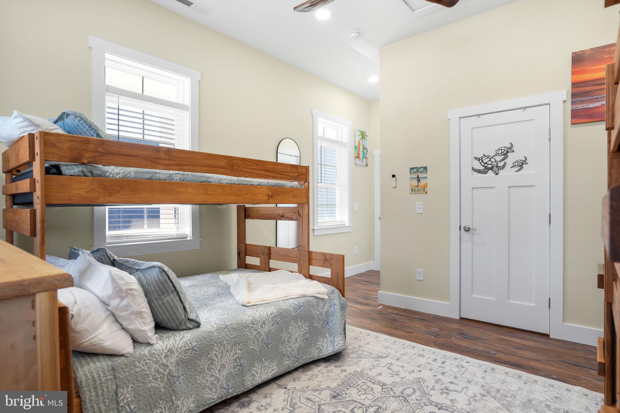 CHINCOTEAGUE - Residential