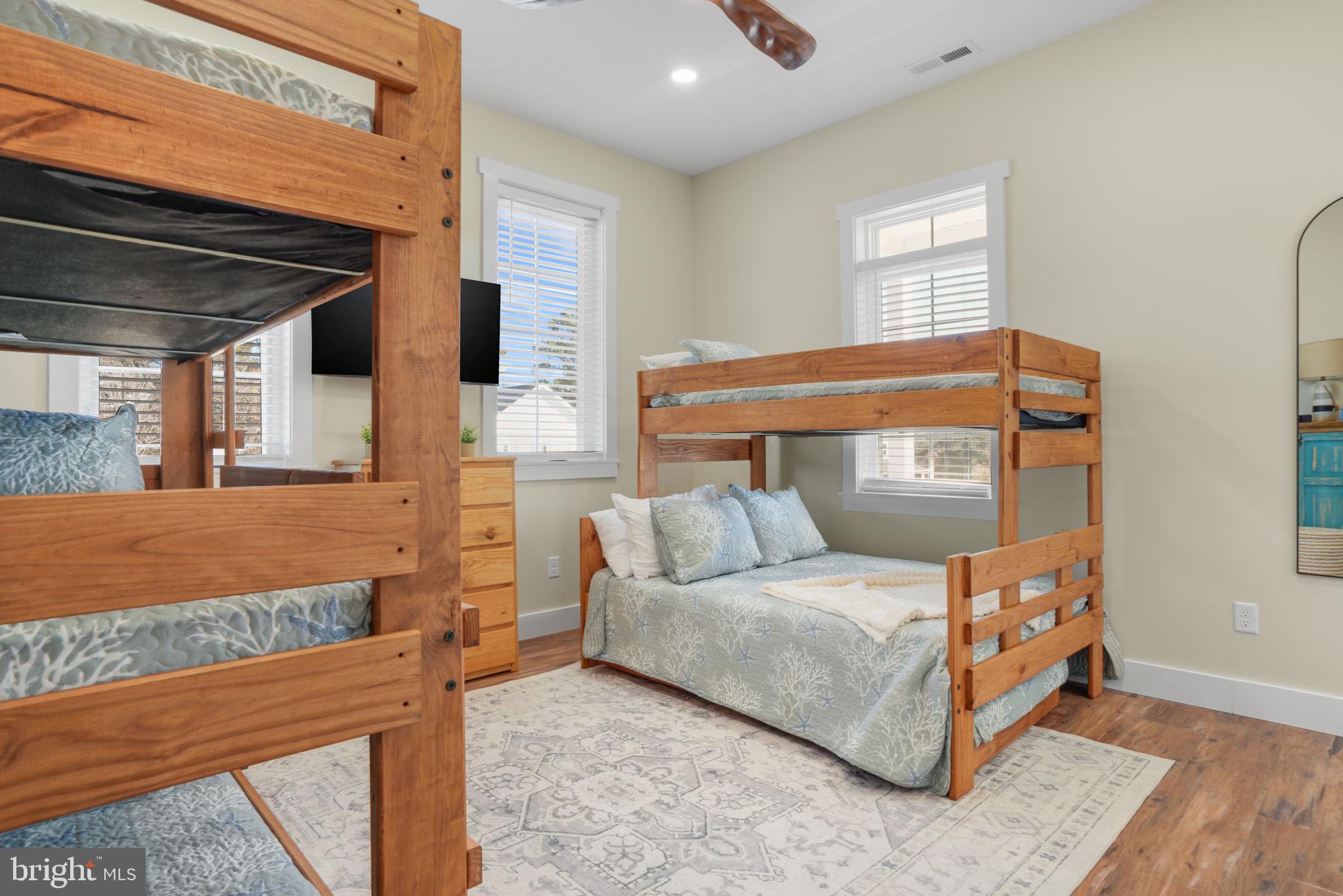 CHINCOTEAGUE - Residential