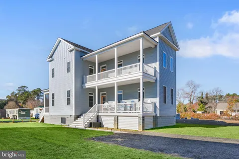 8046 Clarkson Lane, Chincoteague, VA MLS: VAAC2002444