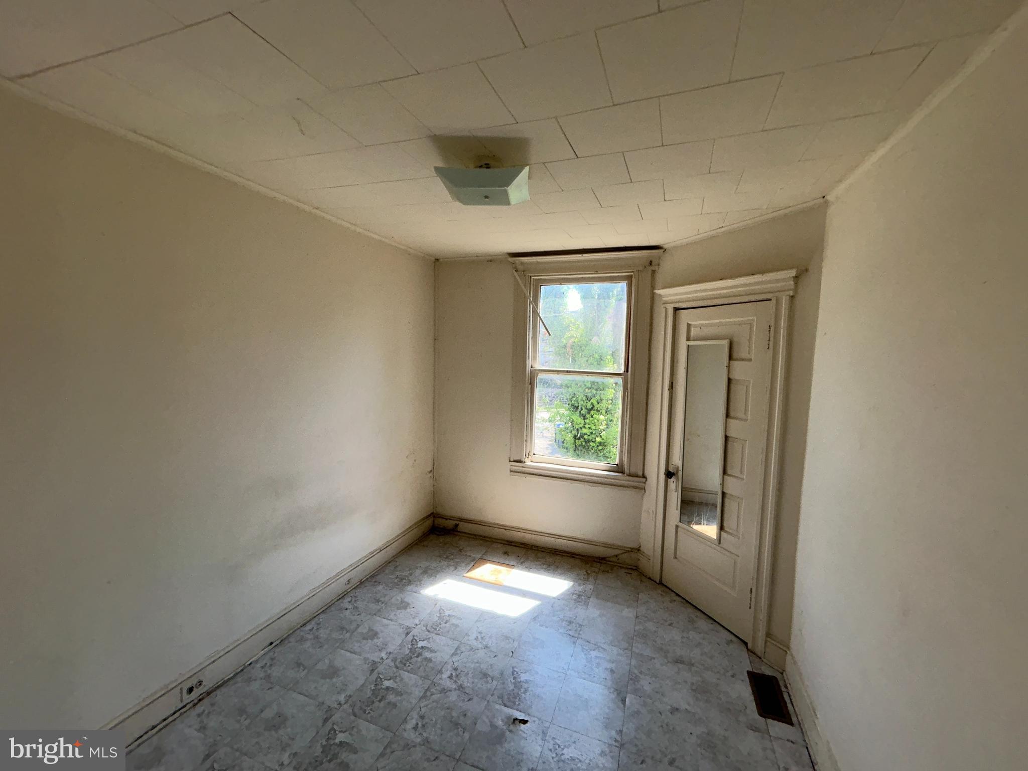 BELAIR-EDISON - Residential