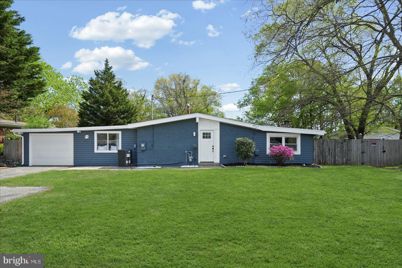 214 SAINT JAMES DRIVE