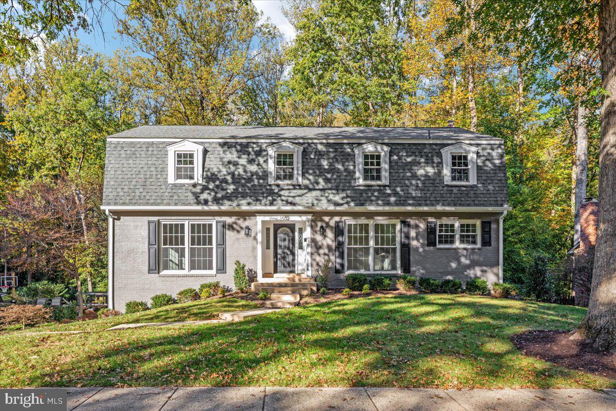 3502 LAUNCELOT WAY