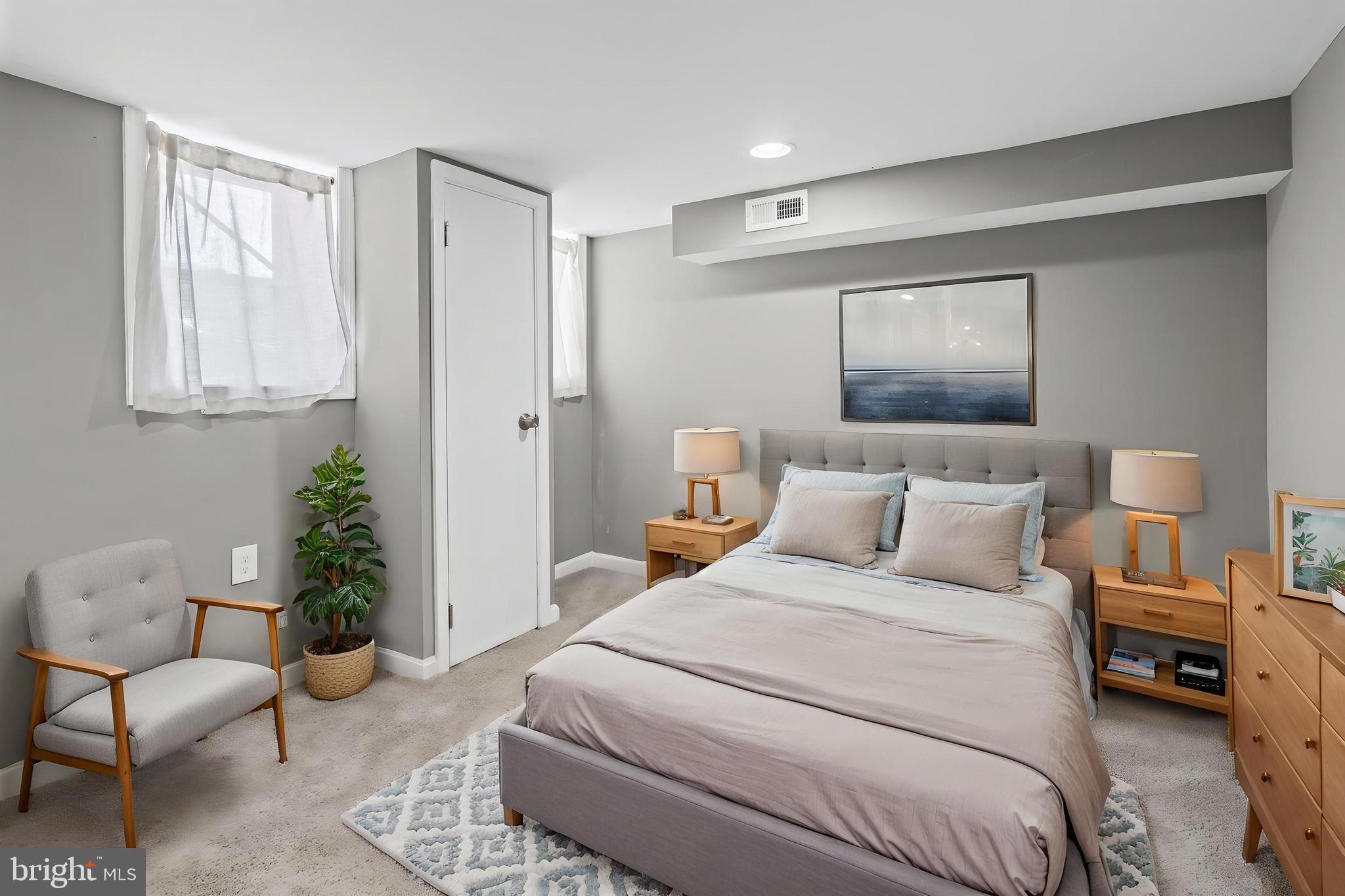 OLIVER - Residential